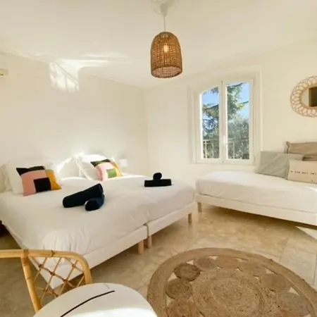 Villa 4 Chambres Avec Piscine Et Vue Mer *