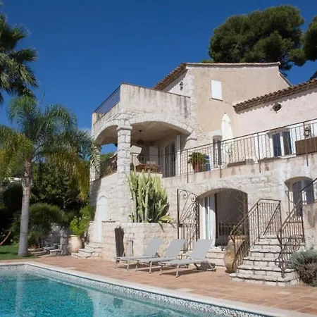 4 Chambres Avec Piscine Et Vue Mer Villa Antibes