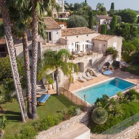 4 Chambres Avec Piscine Et Vue Mer Vila